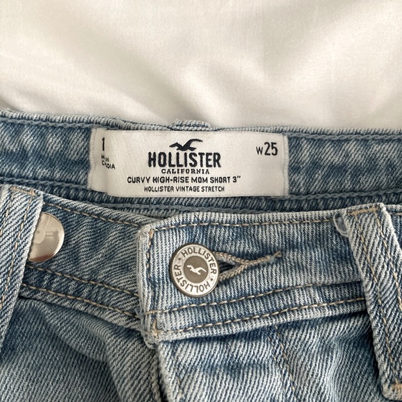 Hollister Jean Shorts - Picture 3 of 4
